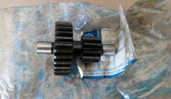 INGRANAGGIO ALBERO RINVIO PER PIAGGIO SI cod. 1760864