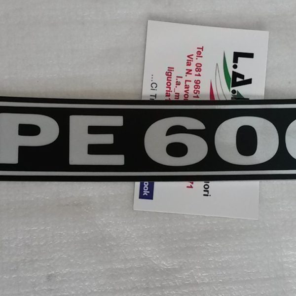 TARGHETTA ANTERIORE APE MP 600