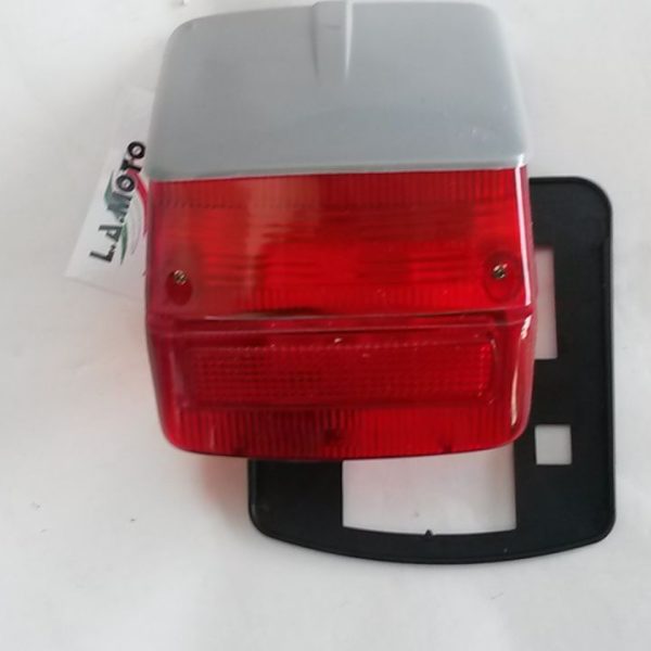 FANALINO POSTERIORE VESPA 125 150 180