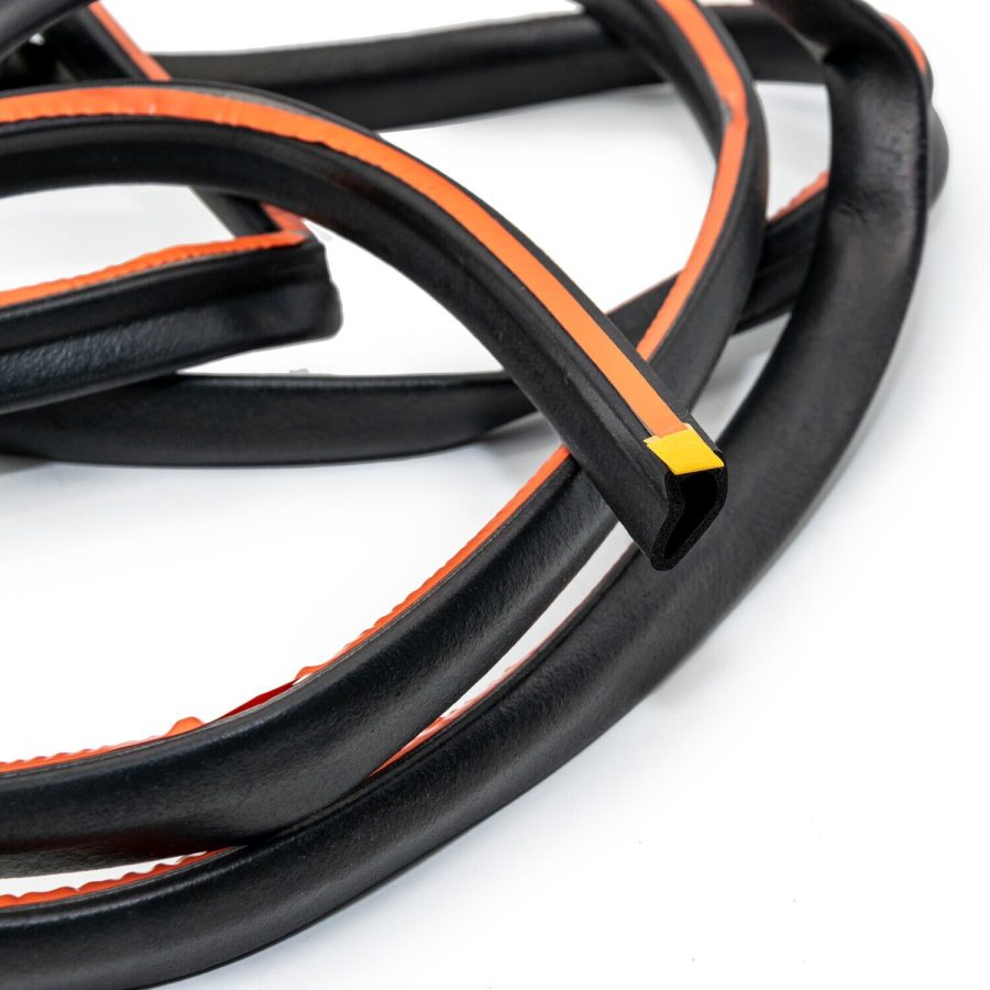 1E000024 GUARNIZIONE ADESIVA SPORTELLO DESTRO APE 50 PIAGGIO - immagine 2