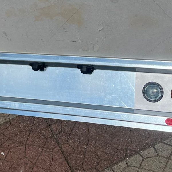PARAURTI POSTERIORE ZINGATO COMPLETO DI FANALINI PER PIAGGIO PORTER / QUARGO