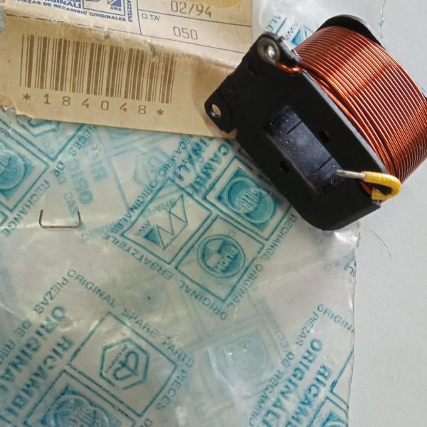 184048 BOBINA ACCENSIONE CICLOMOTORI PIAGGIO 50cc