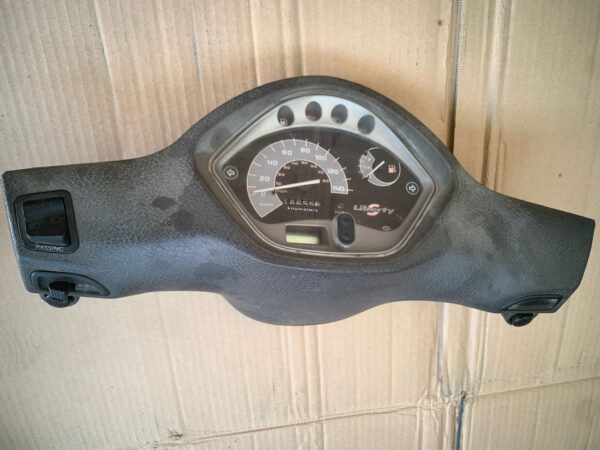 CARENA PORTA STRUMENTAZIONE CON STRUMENTAZIONE PIAGGIO LIBERTY RST 125 DAL 2003 AL 2013 KM