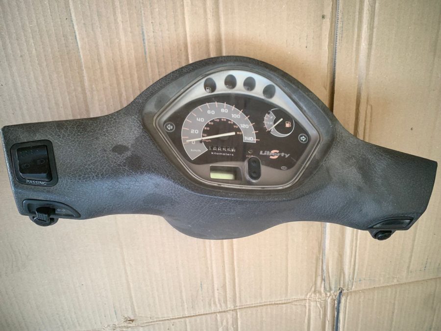 CARENA PORTA STRUMENTAZIONE CON STRUMENTAZIONE PIAGGIO LIBERTY RST 125 DAL 2003 AL 2013 KM