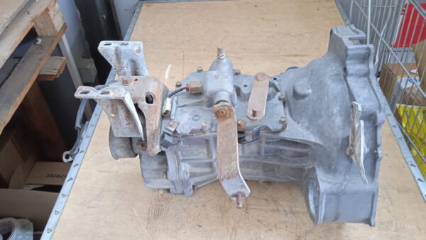 CAMBIO COMPLETO DI SUPPORTO PORTER 1000 MOTORE DAIHATSU