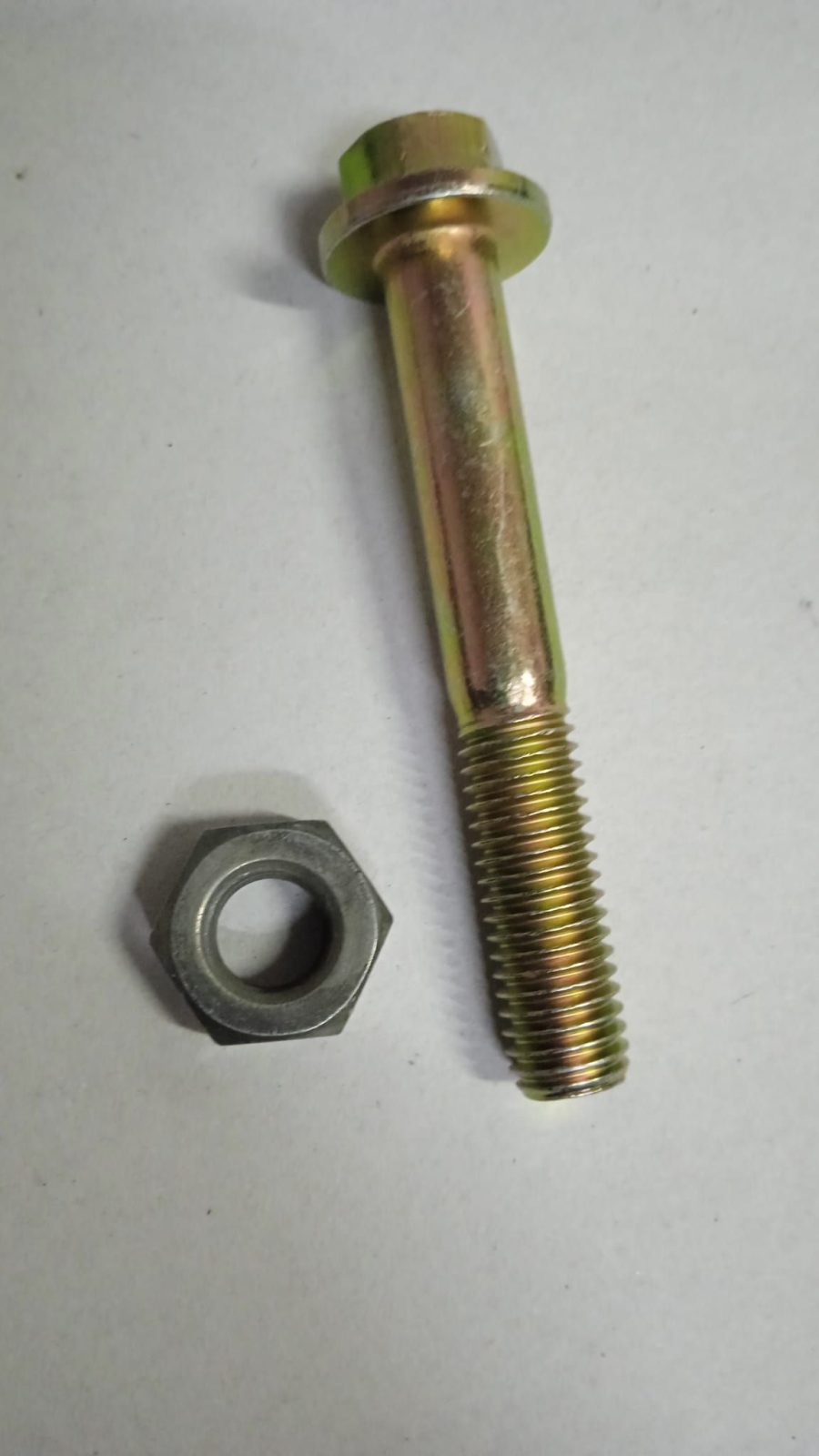 PERNO VITE PER GIUNTO COMPLETO DI DADO PIAGGIO APE TM 703 602 FL2 220 422