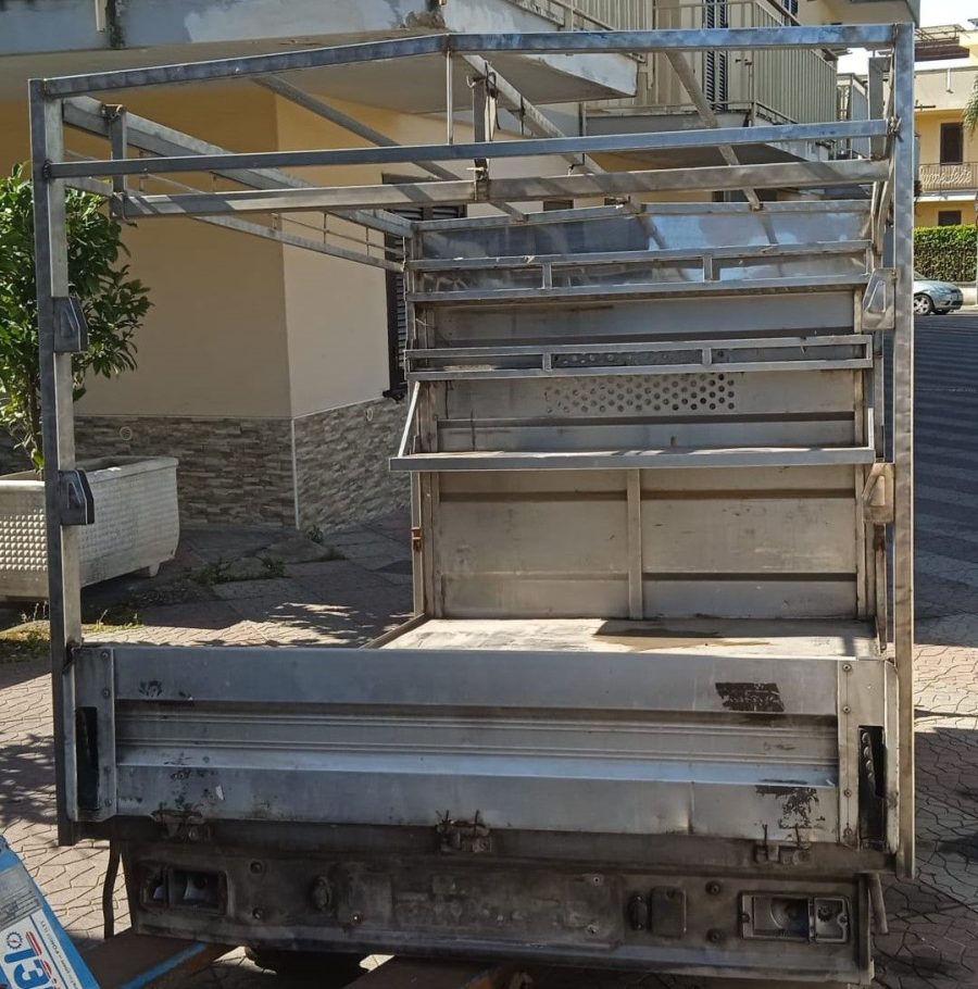 CASSONE IN ACCIAIO PIAGGIO PORTER - immagine 3