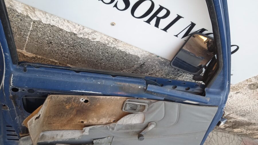 SPORTELLO SINISTRO COMPLETO PIAGGIO PORTER - immagine 4