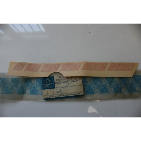 226226 ADESIVO FIANCATA DESTRA  PIAGGIO SUPERBRAVO EEV3T ORIGINALE