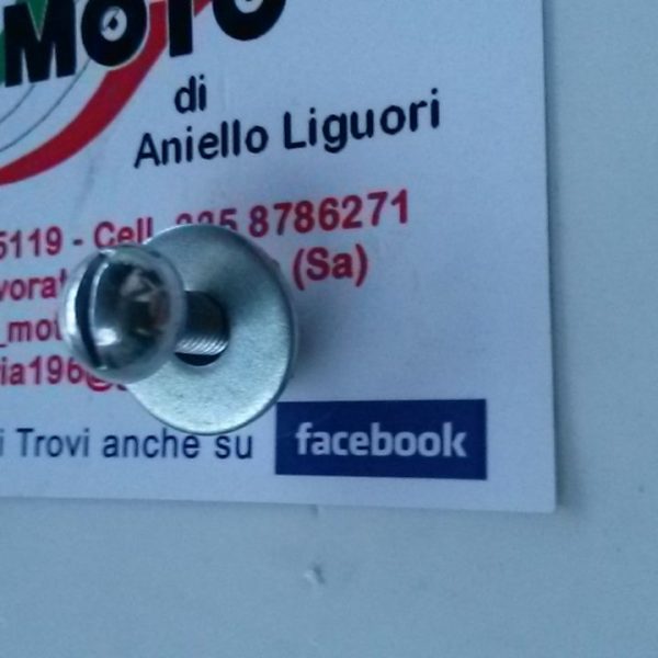 VITE TESTA BOMBATA PER FISSAGGIO PARAFANGO COMPLETA DI TUTTO PER VESPA 50 125 150 160180 200 TUTTE – TIPO N. 2