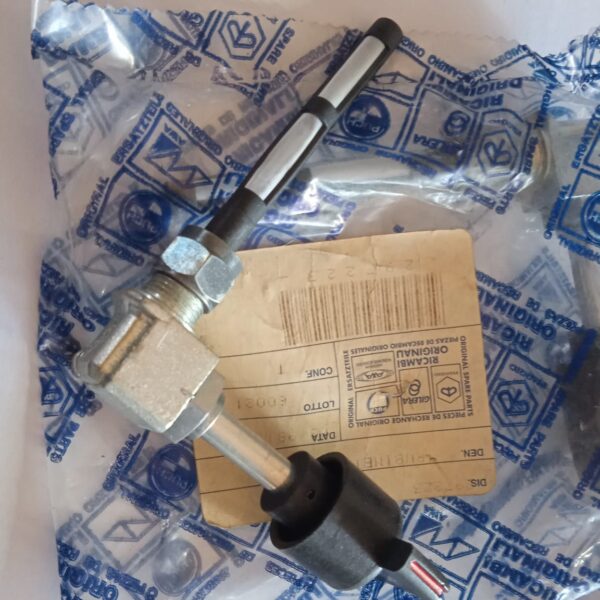 RUBINETTO BENZINA PER PIAGGIO VELOFAX BEFORE