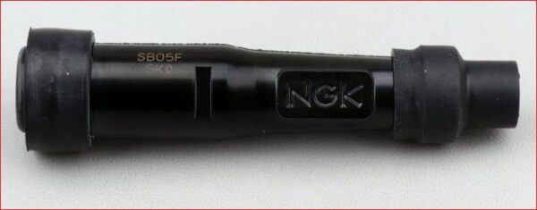E09024 ATTACCO CANDELA NGK SB05F NR.8080