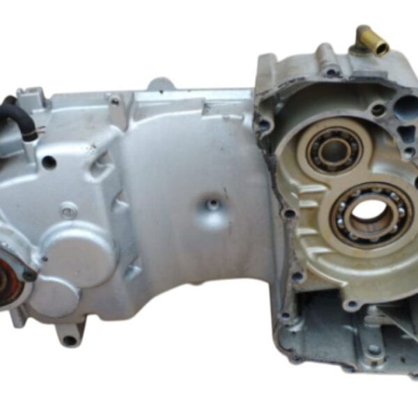 COPPIA CARTER MOTORE SUZUKI BURGMAN 400 COMPLETO DI INGRANAGGIO RUOTA