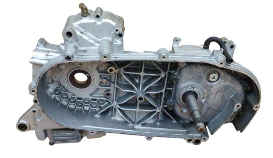 COPPIA CARTER MOTORE SUZUKI BURGMAN 400 COMPLETO DI INGRANAGGIO RUOTA - immagine 2