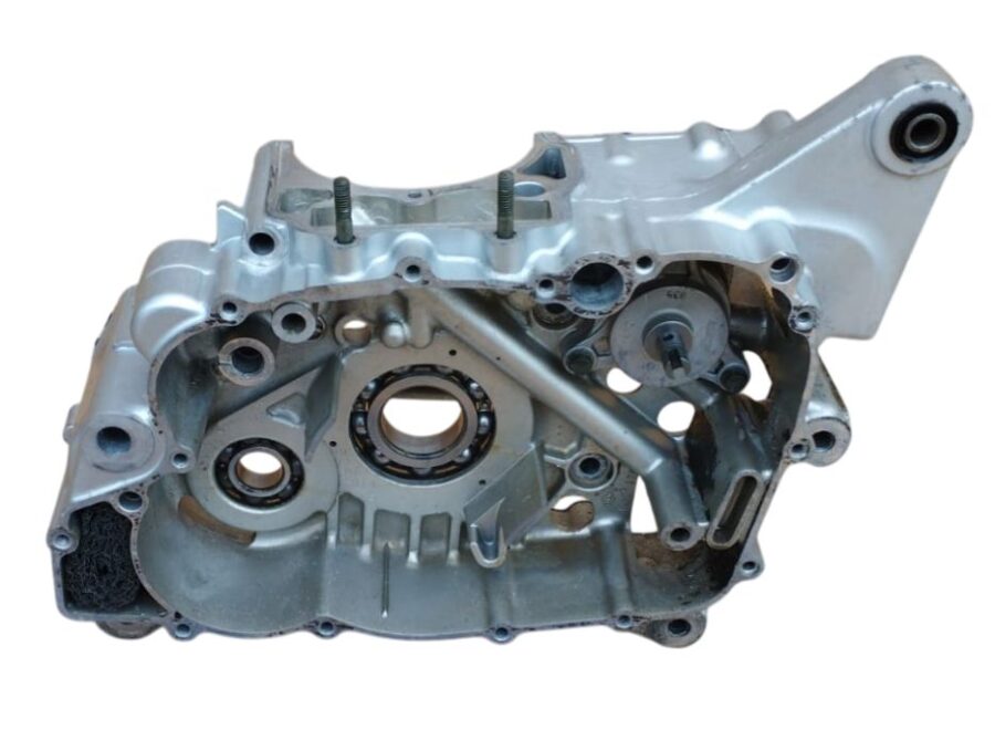 COPPIA CARTER MOTORE SUZUKI BURGMAN 400 COMPLETO DI INGRANAGGIO RUOTA - immagine 4