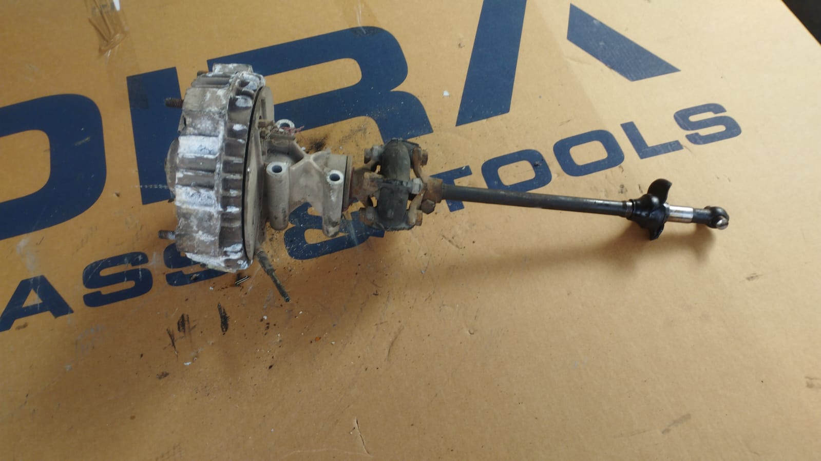 MOZZO POSTERIORE COMPLETO DI TAMBURO E SEMIASSE APE Poker TM