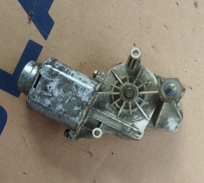 GSX724819 - MOTORINO TERGICRISTALLO APE POKER BENZINA E DIESEL ORIGINALE PIAGGIO USATO