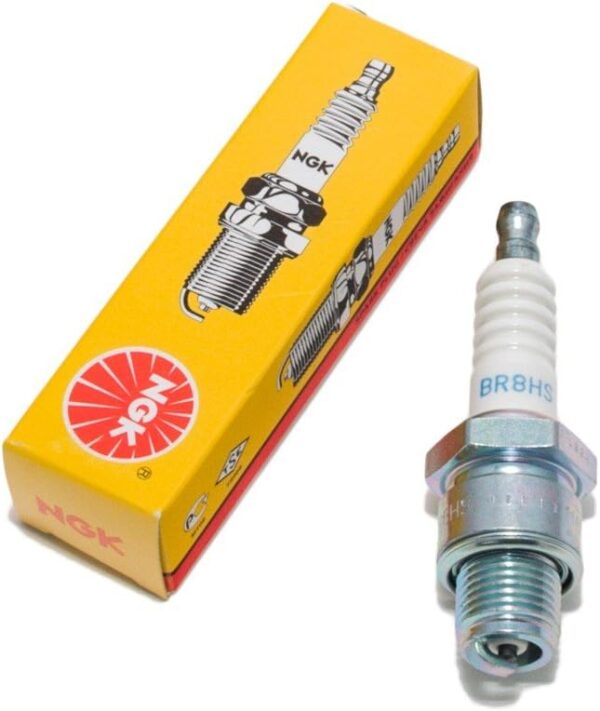 CANDELA NGK BR8HS ACCENSIONE A PASSO CORTO NOTTOLINO SVITABILE MOTO SCOOTER QUAD