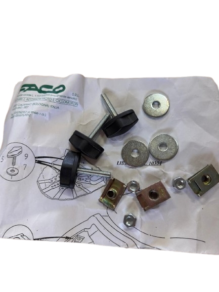 KIT ATTACCHI FACO PER PIASTRA BAULETTO PIAGGIO LIBERTY 50-125-150 1999/2002