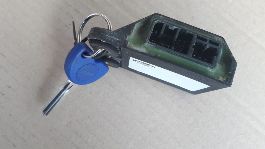 CENTRALINA ELETTRICA CD PIAGGIO CON CHIAVE DA DENTELLARE - immagine 2