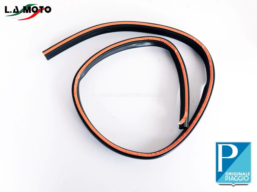 GUARNIZIONE ADESIVA VETRO SPORTELLO APE 50 ORIGINALE PIAGGIO - immagine 2