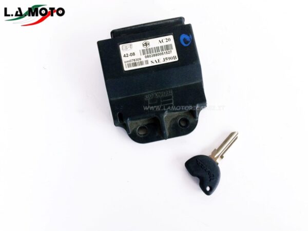 KIT CENTRALINA CON CHIAVE DA DENTELLARE PER VESPA-LIBERTY-FLY PIAGGIO CM078309