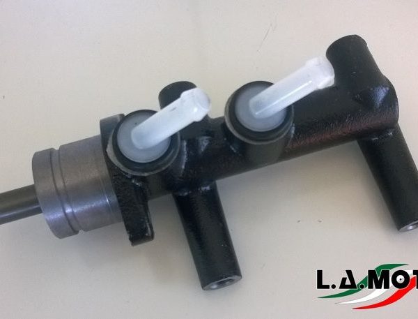 POMPA FRENO PER PIAGGIO PORTER- QUARGO PIAGGIO R.O. 4720087Z01000