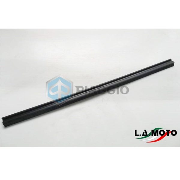 217582 LISTELLO RASCHIAVETRO PIAGGIO APE TM 602-703 TUTTE LE VERSIONI