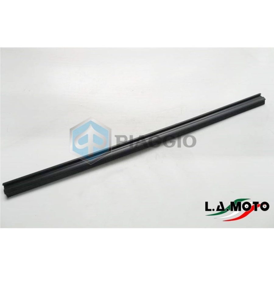 217582 LISTELLO RASCHIAVETRO PIAGGIO APE TM 602-703 TUTTE LE VERSIONI